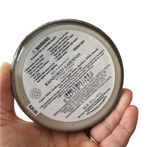 Bath & Body Works Raintforest Gardenia Candle - Picture 2 of 7